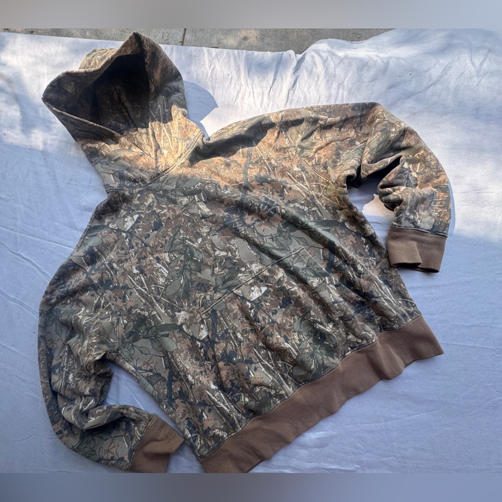 American Eagle Camouflage Hoodie with Brown Trim Mens size M